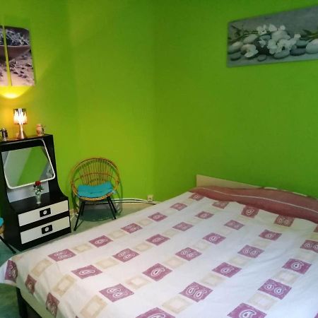 Simpele Slaapkamer Geraardsbergen Εξωτερικό φωτογραφία